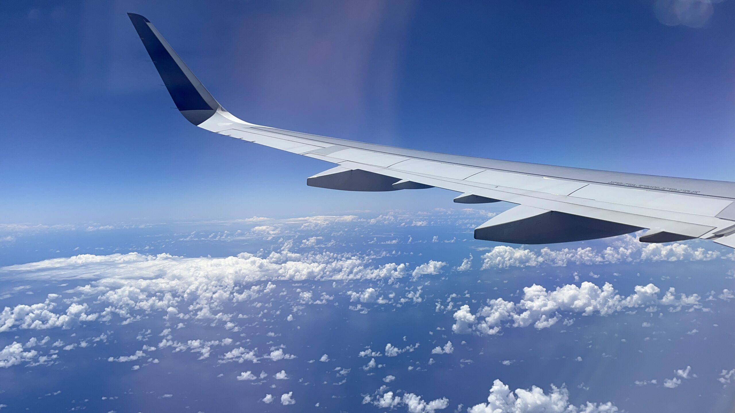 ハワイ上空　飛行機